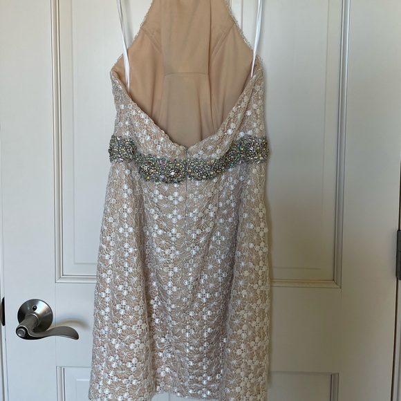 Lace Cocktail Dress - Picture 4 of 6